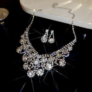 ✨ Luxe Diamond Zircon Necklace & Earrings Set – Elegant & Glamorous
