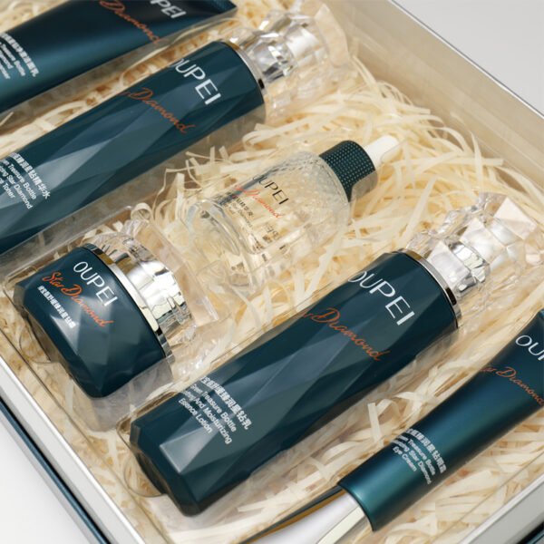 OUPEI Green Elixir Soothing Gift Set - Luxurious Skincare Ritual for Sensitive Skin - Image 2